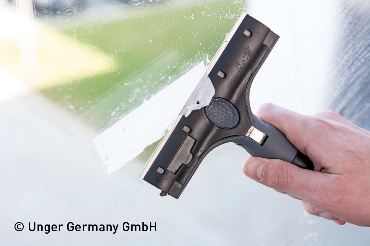 UNGER ErgoTec Ninja Schaber 15 cm - Professioneller Glasschaber – Bild 3